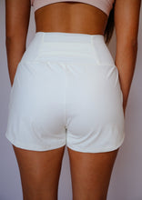 Load image into Gallery viewer, Keings Align Shorts (Womens)
